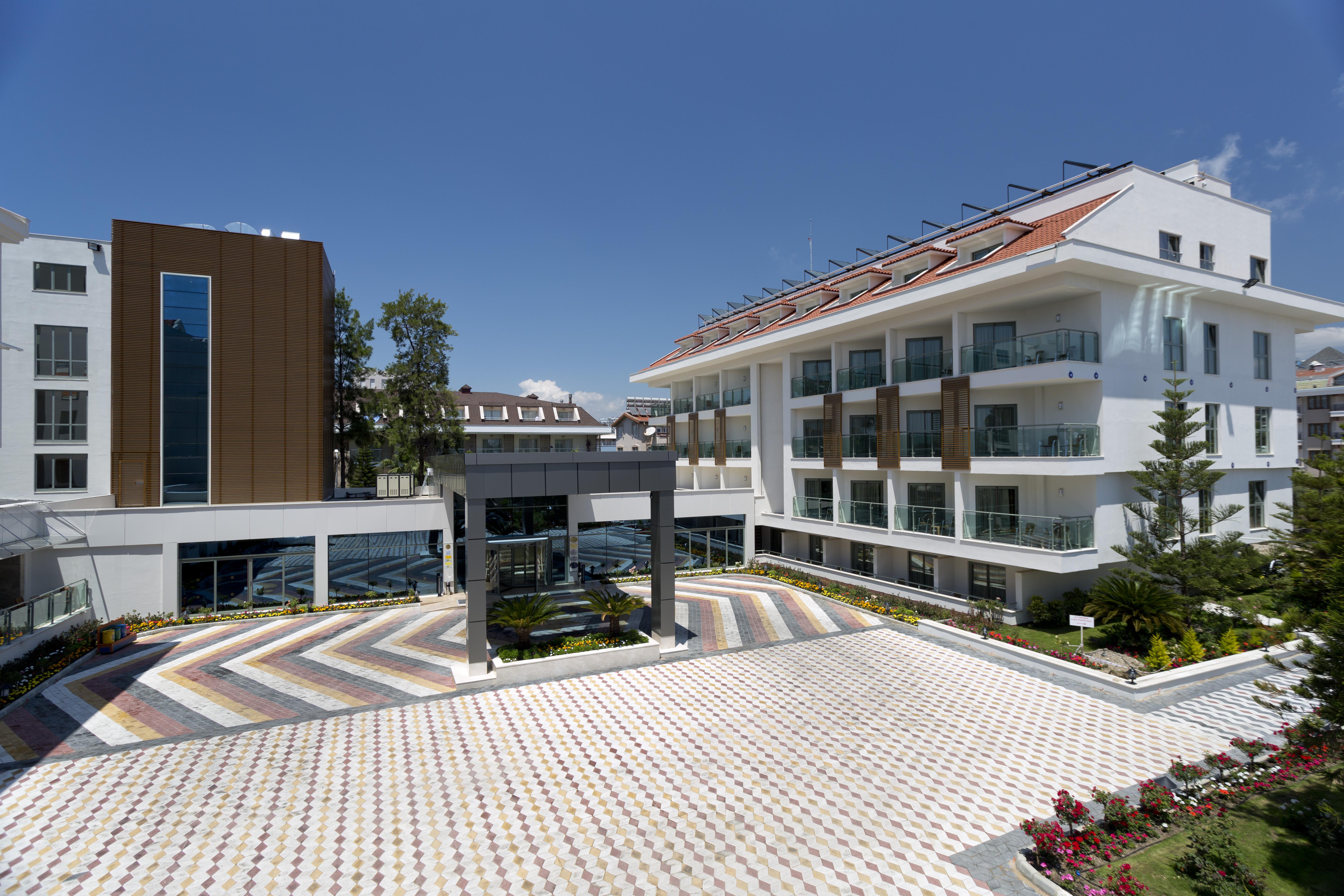 Side Star Beach Hotel Exterior photo